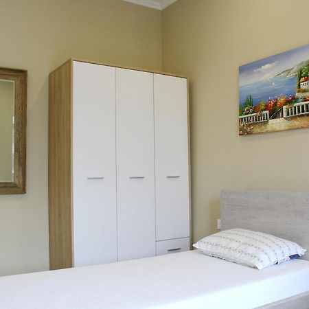 2V1 - Myslym Shyri Apartment Tirana Bagian luar foto