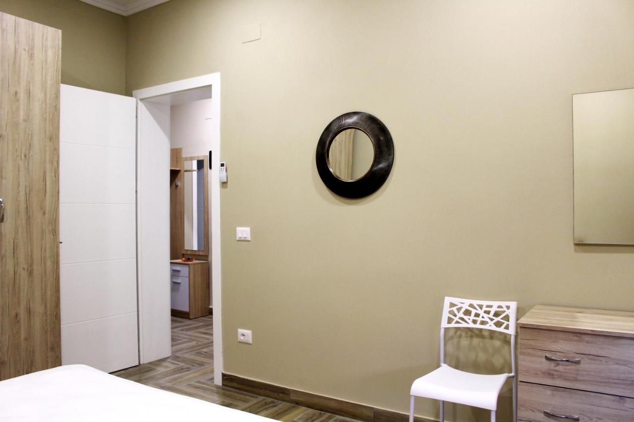 2V1 - Myslym Shyri Apartment Tirana Bagian luar foto