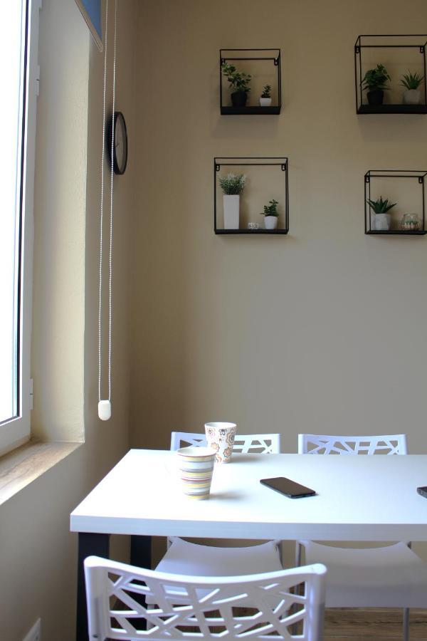 2V1 - Myslym Shyri Apartment Tirana Bagian luar foto