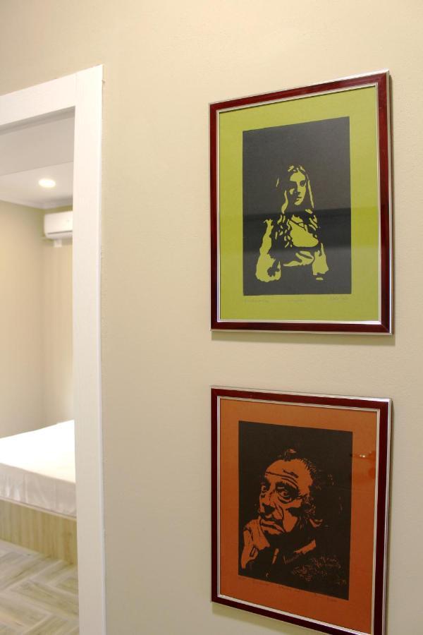 2V1 - Myslym Shyri Apartment Tirana Bagian luar foto