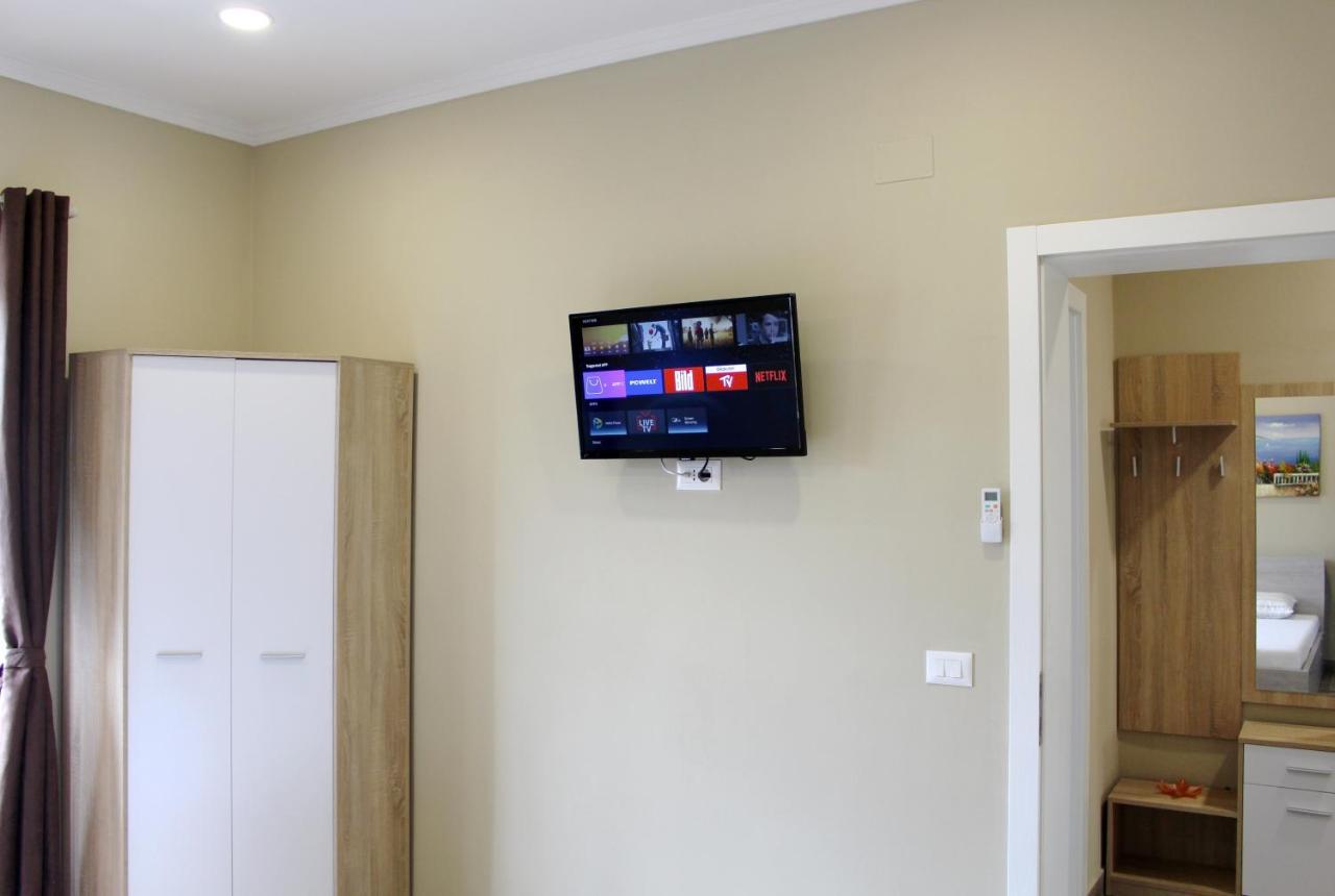2V1 - Myslym Shyri Apartment Tirana Bagian luar foto