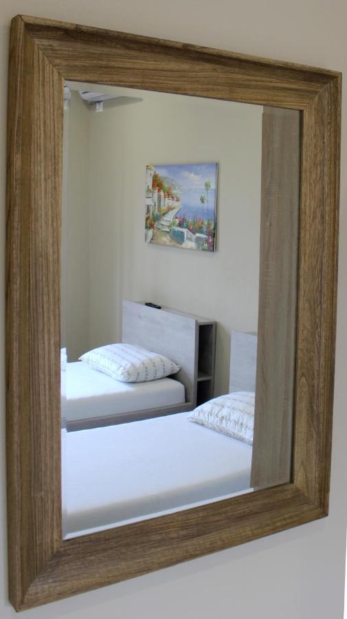 2V1 - Myslym Shyri Apartment Tirana Bagian luar foto