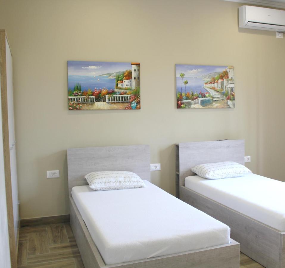2V1 - Myslym Shyri Apartment Tirana Bagian luar foto